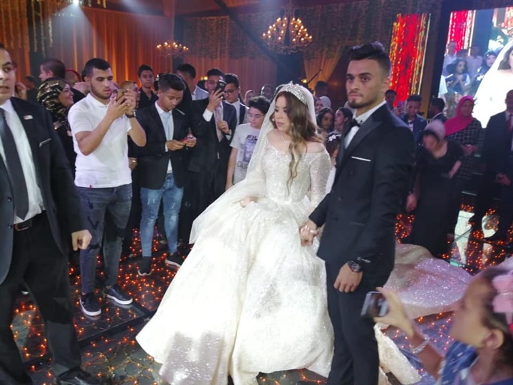صلاح محسن ابن الزقازيق يحتفل بزفافه بحضور كوكبة من نجوم الأهلي 1 صلاح محسن ابن الزقازيق يحتفل بزفافه بحضور كوكبة من نجوم الأهلي