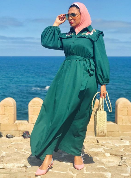 دريسات محجبات بألوان موضة هذا العام 3 دريسات موضة 2019