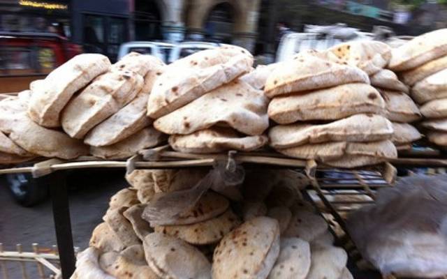 التموين تحسم الجدل بشأن حصة المواطن من الخبز 1 الخبز المدعم