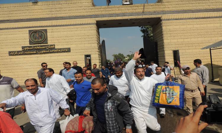 العفو عن 316 من نزلاء السجون 1 نزلاء السجون