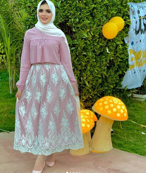 جيبات سادة موضة صيف 2019 للمحجبات 15 جيبات موضة 2019