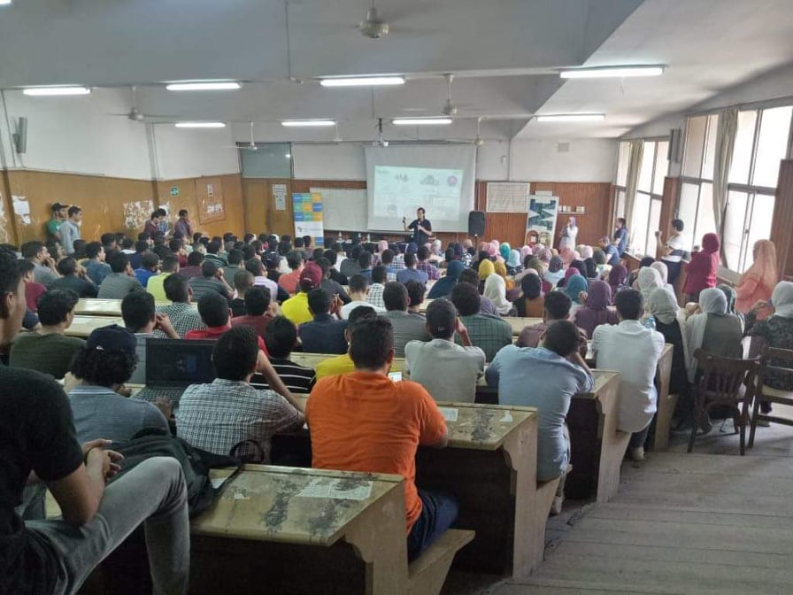 حاسبات الزقازيق توفر فرص تدريبية متنوعة للطلاب 1 جامعة الزقازيق