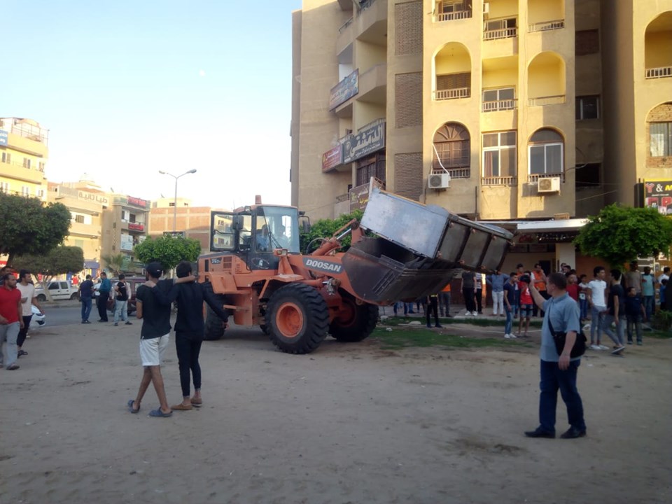 حملة مكبرة لإزالة التعديات والاشغالات في العاشر من رمضان 3 الحملة المكبرة بالعاشر