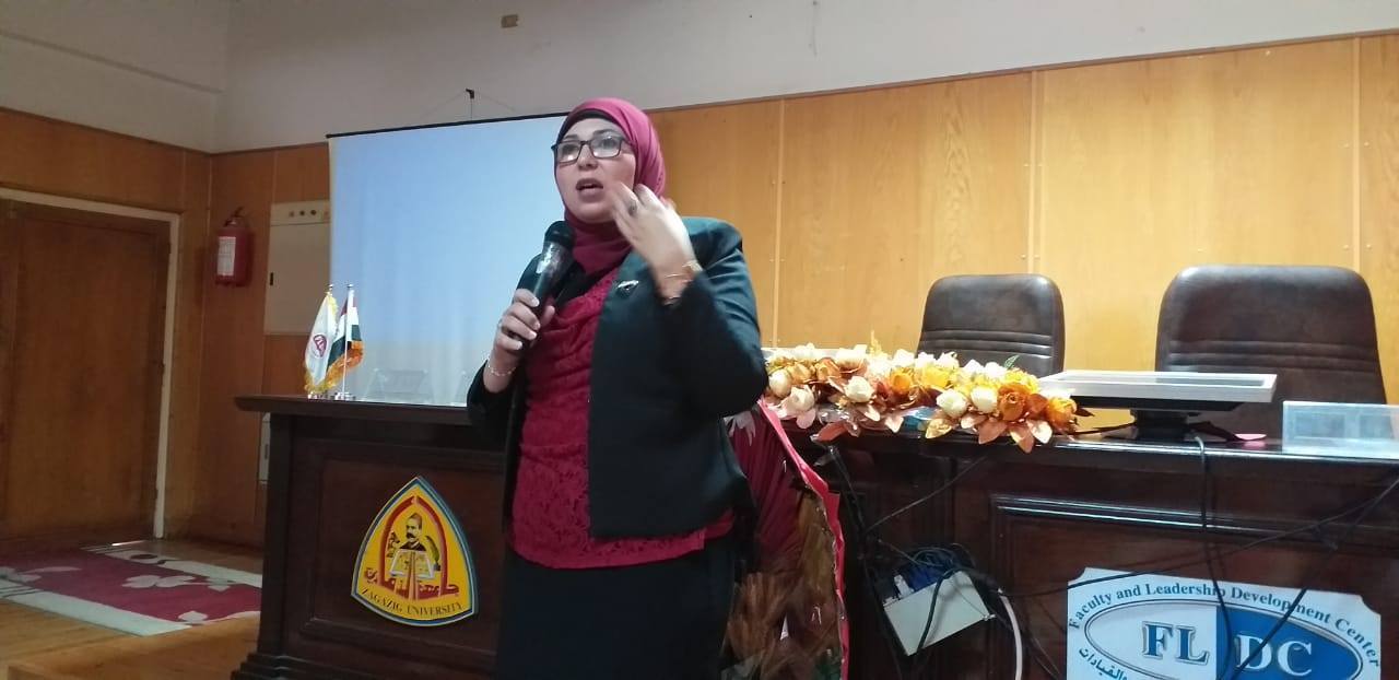 ورشة عمل بجامعة الزقازيق للتعريف بأهم القرارات الوزارية الجديدة الخاصة بالطلاب الوافدين 2 ورشة عمل بجامعة الزقازيق