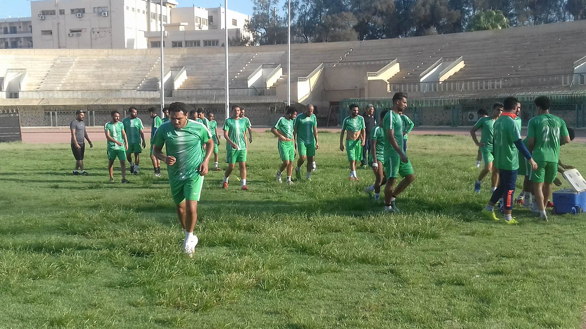 فريق الشرقية ينهي تدريباته ويطير إلى الإسماعيلية 2 الشرقية