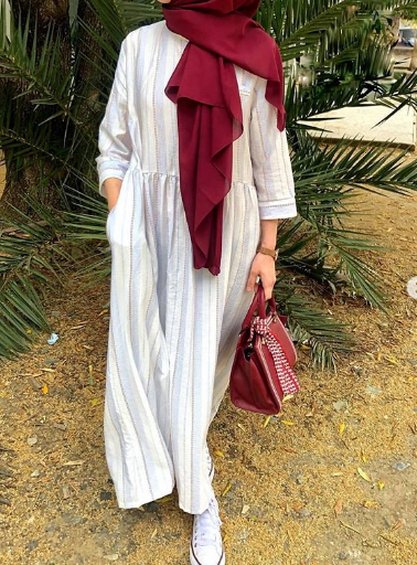 لبس الجامعة