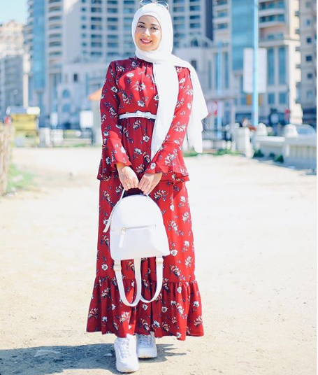 ملابس الجامعة