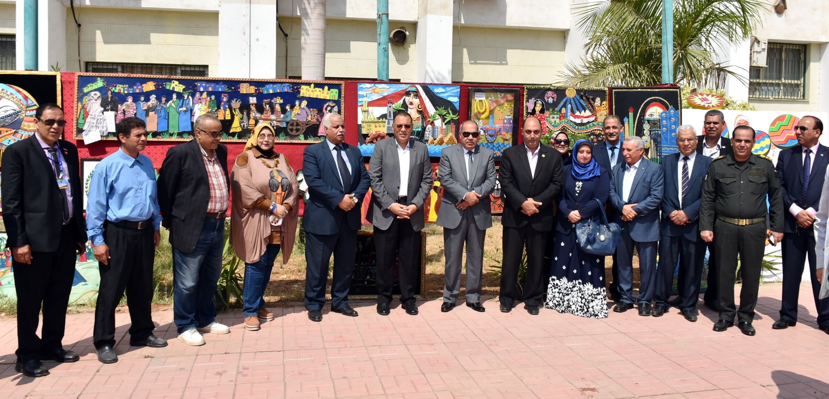 غراب يشارك في احتفالية مديرية التربية والتعليم بالعيد القومي لمحافظة الشرقية 1 الشرقية