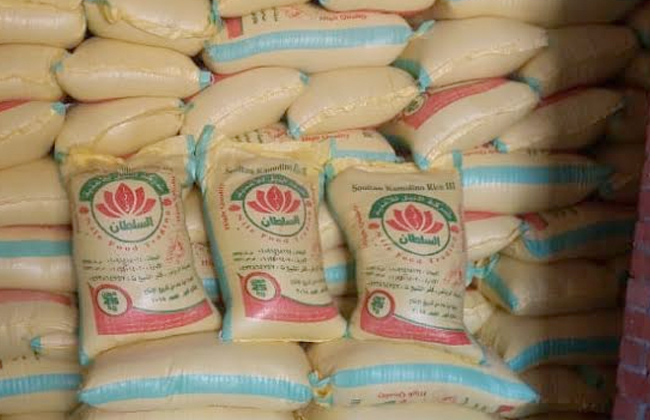 ضبط 24 طن أرز مجهول المصدر بالشرقية 1 الشرقية